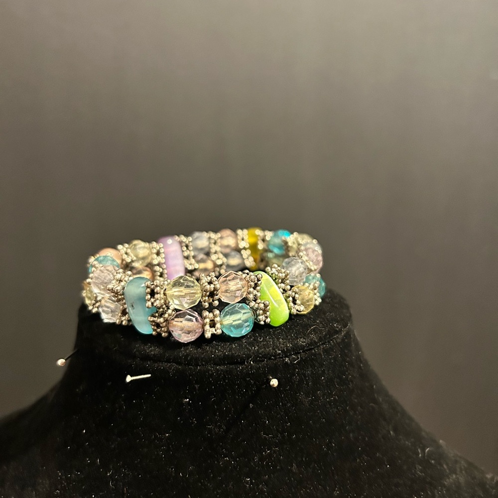 Multicolor Beaded Stretch Bracelet Pastel Crystal Silver Tone Double Row
